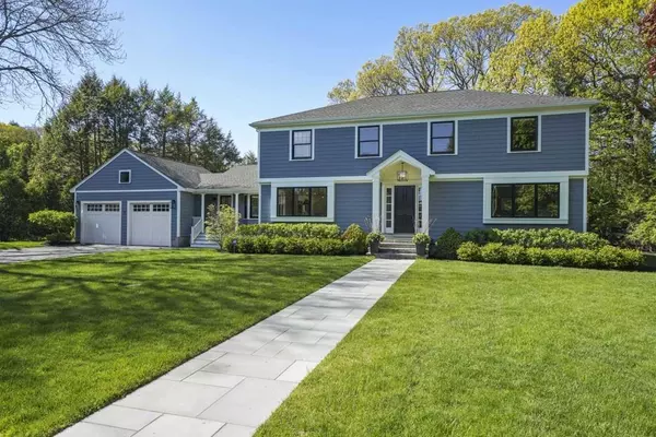 7 Oak Park Circle, Lexington, MA 02420