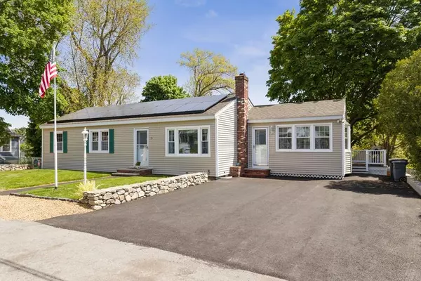 15 Weybossett St, Methuen, MA 01844