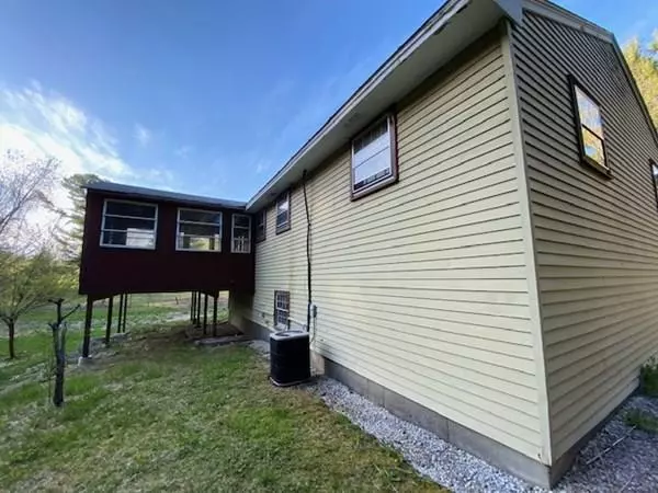 Pepperell, MA 01463,16 Shattuck St
