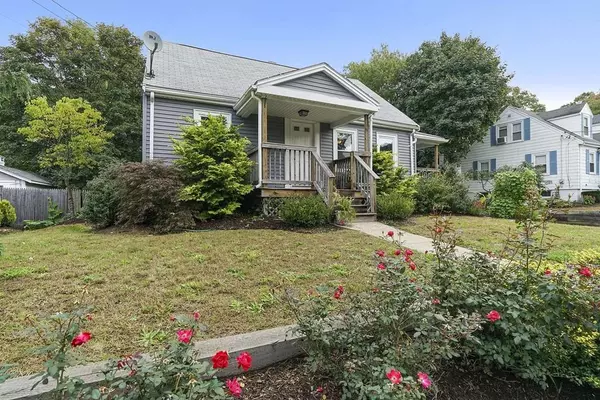 36 Linwood St, Holbrook, MA 02343