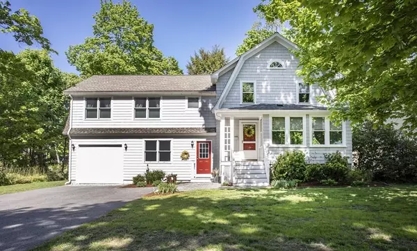 25 Bradford Ave, Sharon, MA 02067