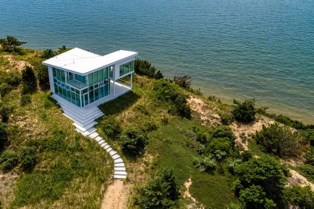 Wellfleet, MA 02667,113 4th St