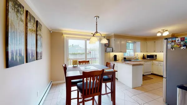 Seekonk, MA 02711,930 Newman Avenue