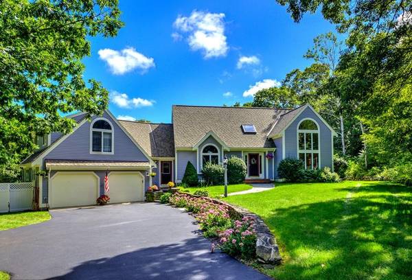 11 Village Dr, Sandwich, MA 02537