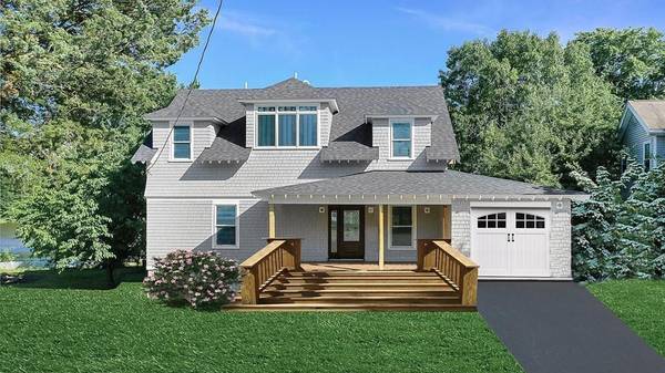 78 Hardy Pond Rd, Waltham, MA 02451