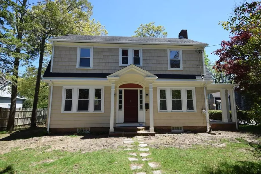 155 Summer St, Kingston, MA 02364