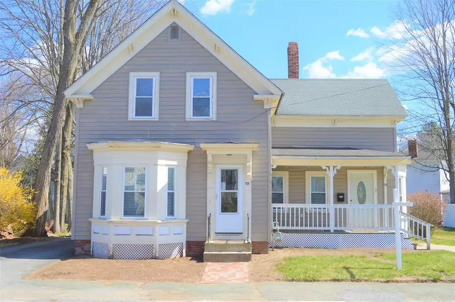 13 Brooks St, Maynard, MA 01754