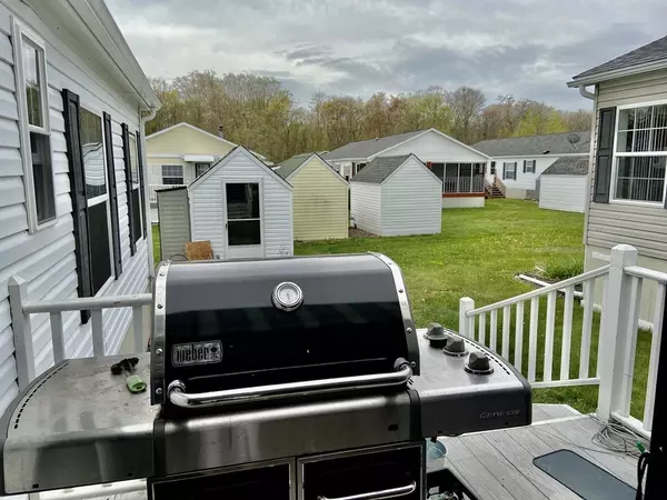 Tiverton, RI 02878,41 Blackbird St.