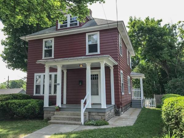 68 Clark St, Worcester, MA 01606