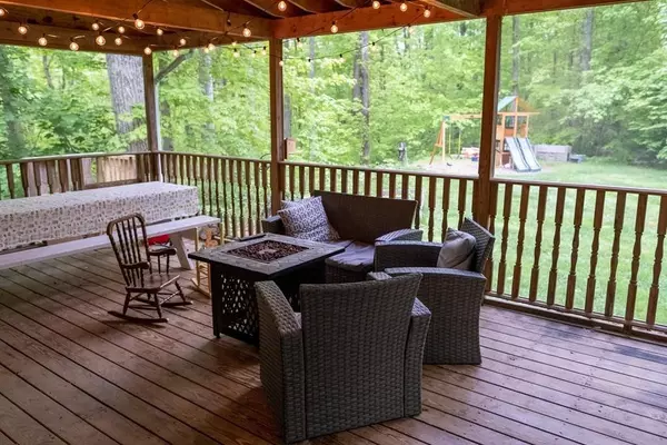 Sturbridge, MA 01566,49 Whittemore Rd