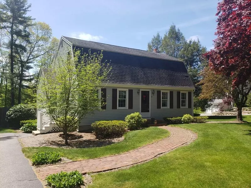 85 Barbara Rd, Hanson, MA 02341