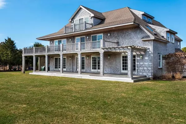 Edgartown, MA 02539,5 Plains Ct