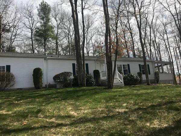 Middleboro, MA 02346,2804 Oak Point