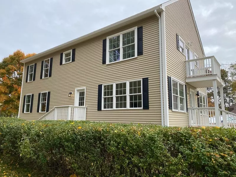 150 Riverside Ave, Haverhill, MA 01830