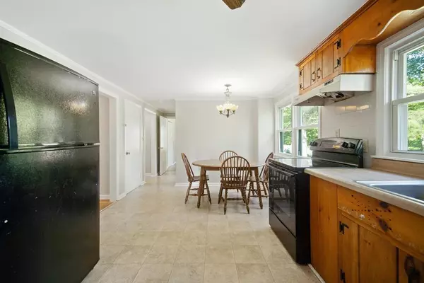 Granby, MA 01033,138 Amherst St.