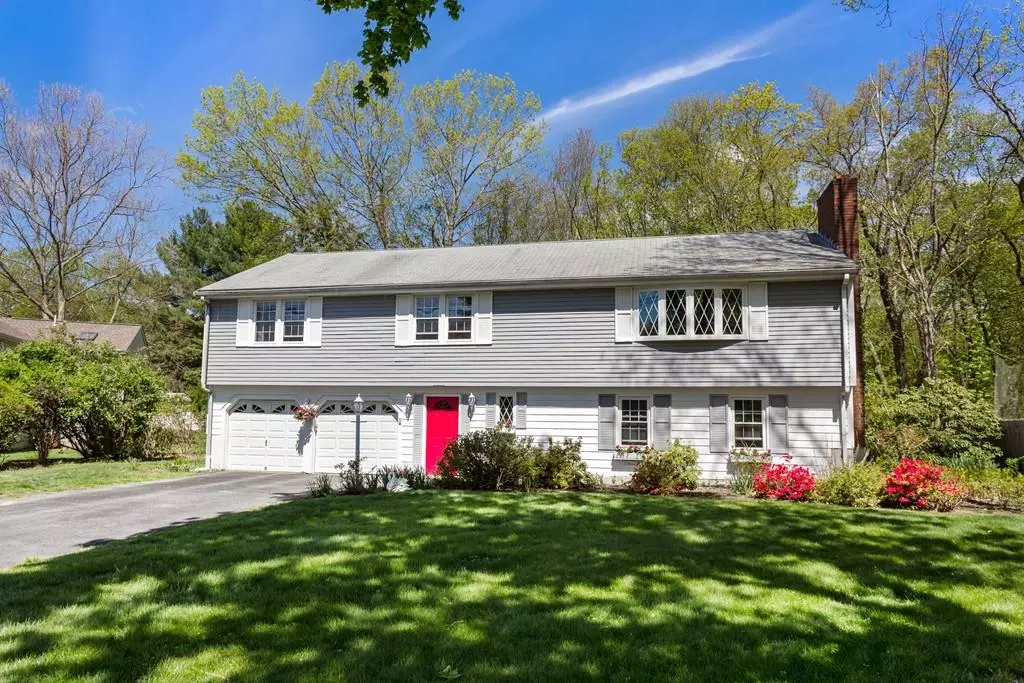 Framingham, MA 01701,36 Blackberry Lane