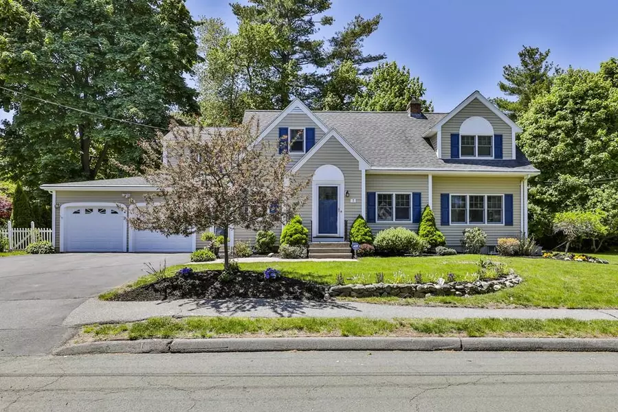 7 Williams Road, Lynnfield, MA 01940