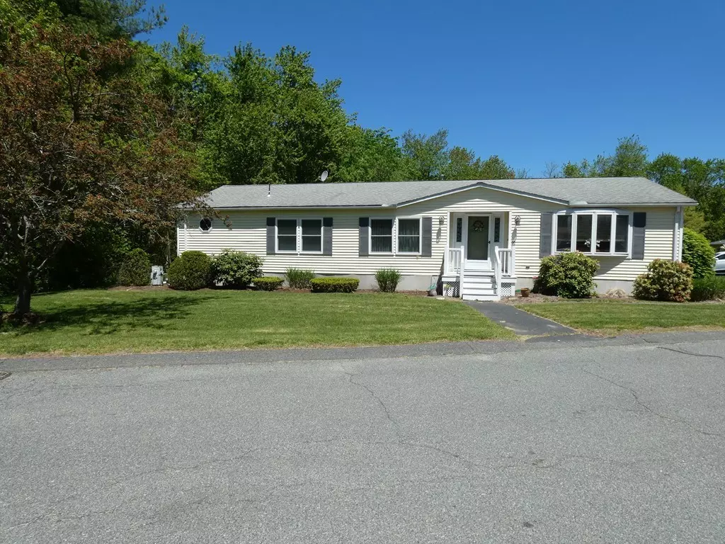 Rockland, MA 02370,9 Fir Circle