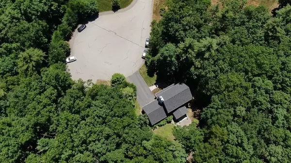 Sturbridge, MA 01566,7 Old Brook Circle