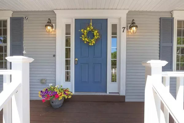 Sturbridge, MA 01566,7 Old Brook Circle