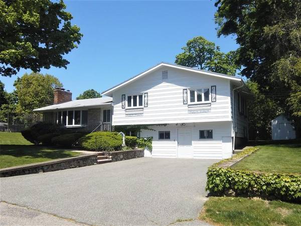 33 Flint Rd, Watertown, MA 02472