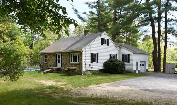 11A Paglione Drive, Dudley, MA 01571