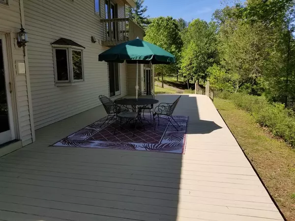 Charlton, MA 01507,96B Baker Pond Road
