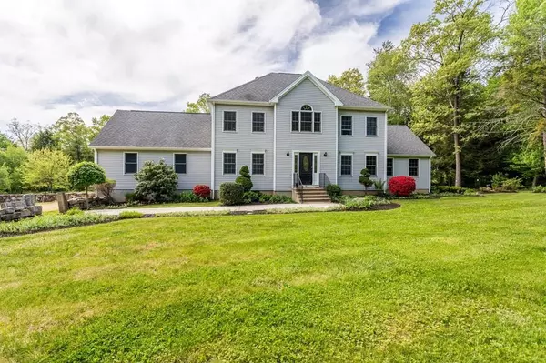 33 Molasses Hill Rd, Brookfield, MA 01506