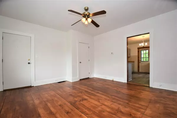 Maynard, MA 01754,64 Parker St