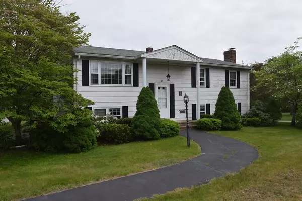 27 Burt St, Berkley, MA 02779