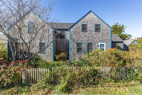 21 Surfside Rd,  Nantucket,  MA 02554