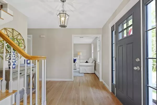 Cohasset, MA 02025,51 Redfox Ln