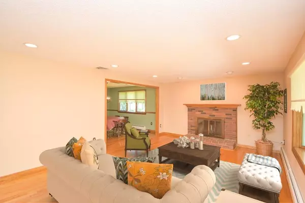 Springfield, MA 01118,114 Signal Hill Cir