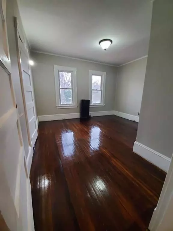 Springfield, MA 01109,93 Villa Pkwy