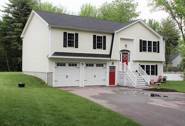 23 A F Putnam Rd, Charlton, MA 01507