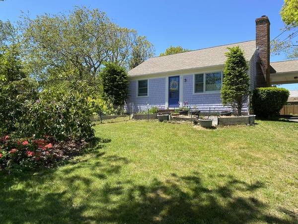 Yarmouth, MA 02673,11 Winchester Ave