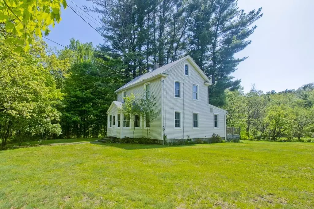 Wilbraham, MA 01095,143 Crane Hill Rd