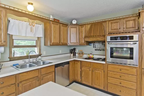 Palmer, MA 01069,41 Forest St