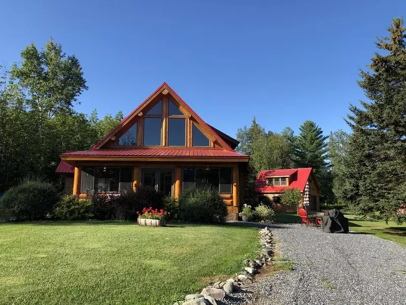 15 River Road, Ashland, ME 04732