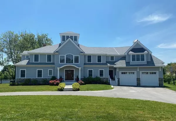 Duxbury, MA 02332,25 Bradford Road