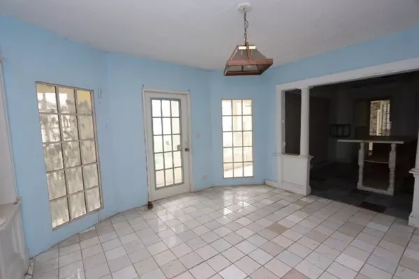 Springfield, MA 01109,56-58 Dearborn St