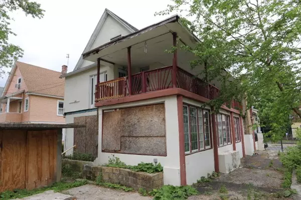 Springfield, MA 01109,56-58 Dearborn St