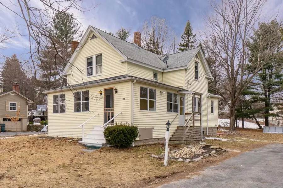 158 Leominster Rd, Lunenburg, MA 01462