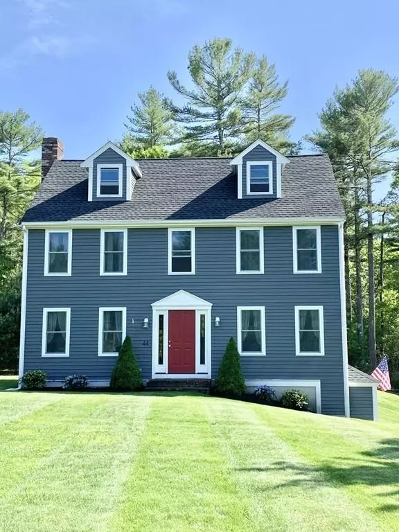 Carver, MA 02330,44 Deer Hill Ln