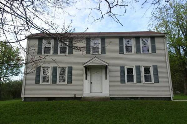 43 East St, Granby, MA 01033