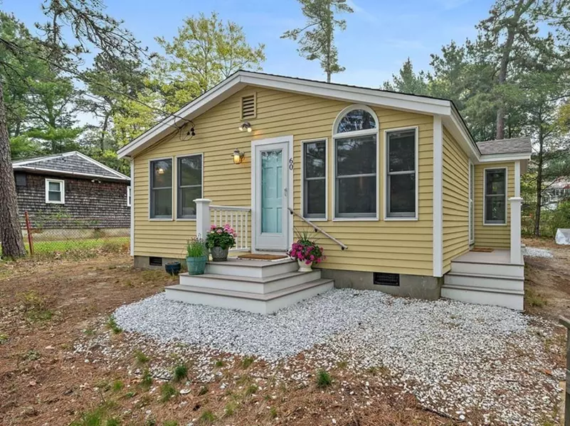 60 Wareham Lake Shore Drive, Wareham, MA 02538