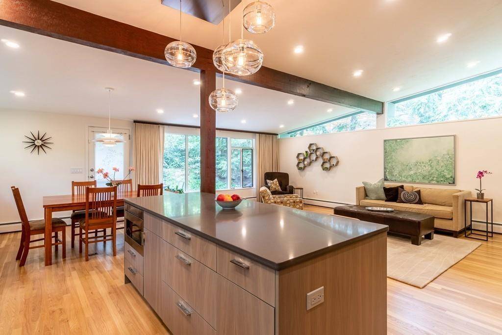 Lexington, MA 02421,2 White Pine Ln