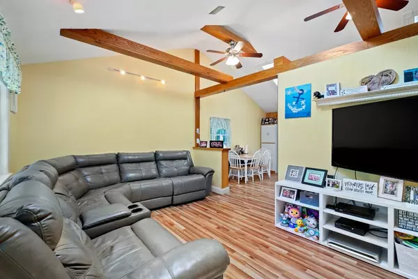 Blackstone, MA 01504,52 Summer St