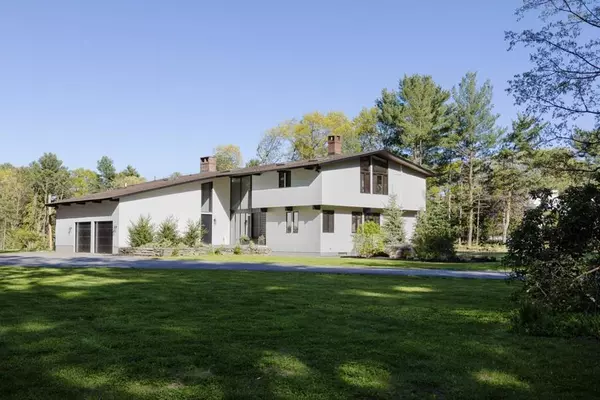 282 Simon Willard Rd, Concord, MA 01742