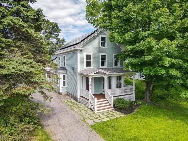 270 Main St, West Newbury, MA 01985